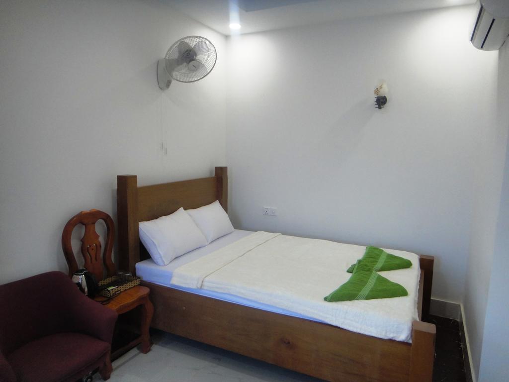 Marany Guesthouse Kampot Rum bild